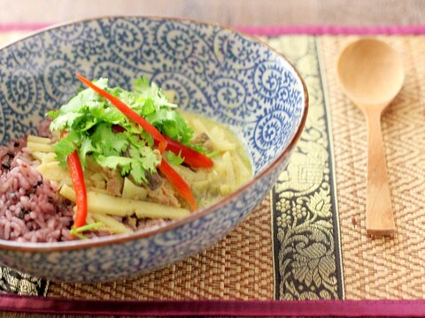 秋なすがとろ〜り 水を入れないグリーンカレー